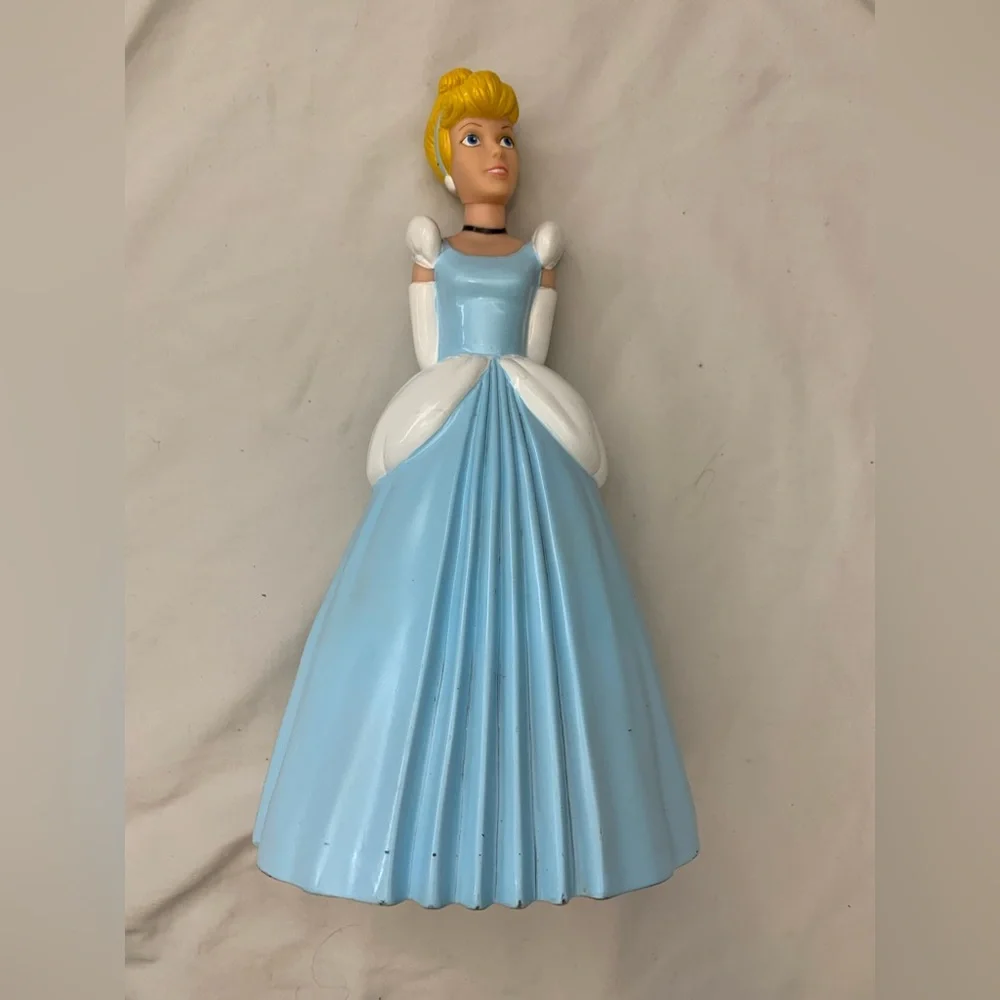 EUC Vintage Classic Disney Cinderella Princess 14